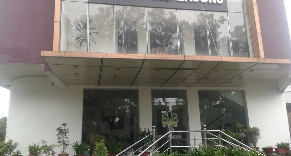 Hotel All Seasons, Roorkee 2